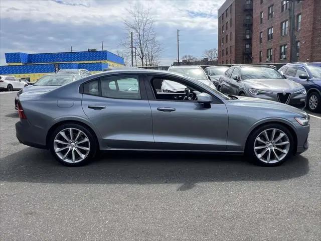 2020 Volvo S60 Momentum