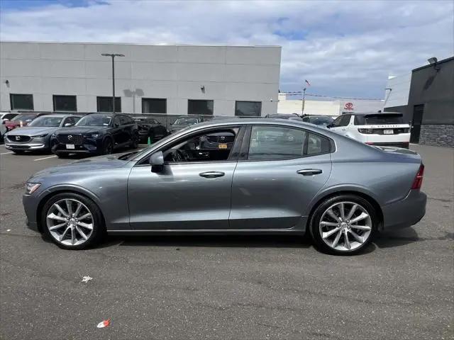 2020 Volvo S60 Momentum