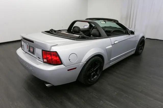 2004 Ford Mustang Cobra