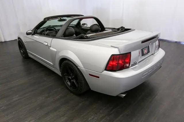 2004 Ford Mustang Cobra