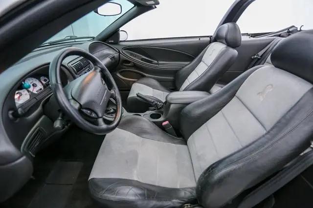2004 Ford Mustang Cobra