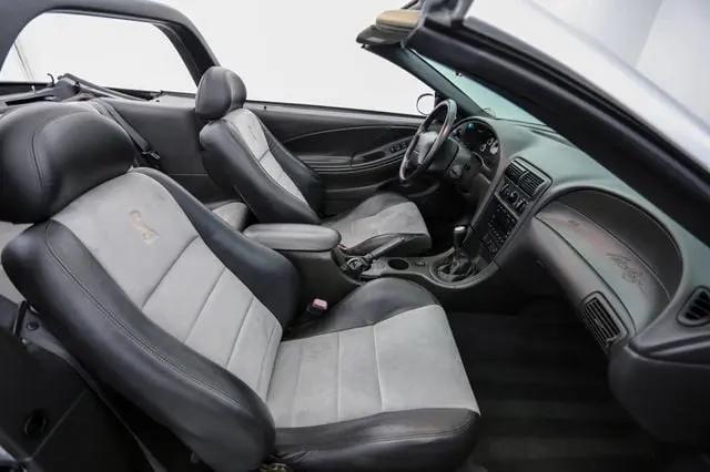 2004 Ford Mustang Cobra