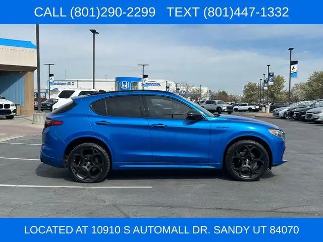 2023 Alfa Romeo Stelvio Estrema AWD