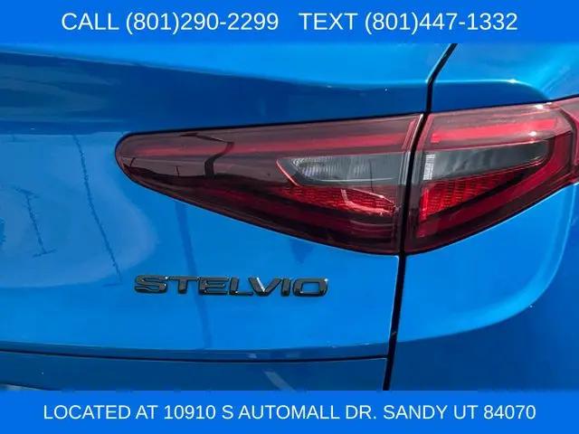 2023 Alfa Romeo Stelvio Estrema AWD