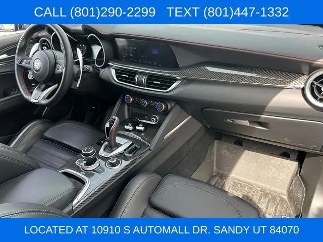 2023 Alfa Romeo Stelvio Estrema AWD