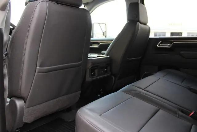 2026 Chevrolet Silverado 3500HD Crew Cab, Standard Bed, LT, 4WD