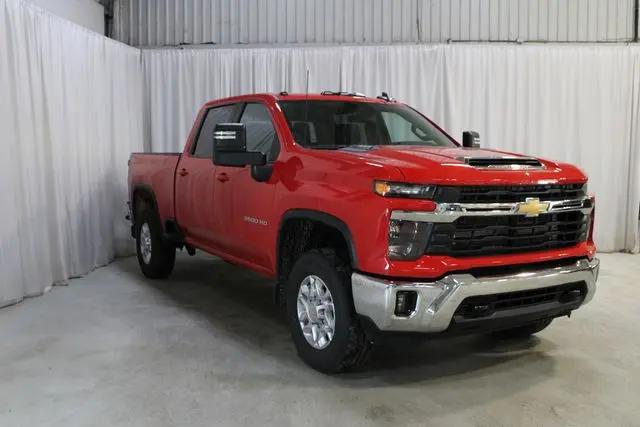 2026 Chevrolet Silverado 3500HD Crew Cab, Standard Bed, LT, 4WD