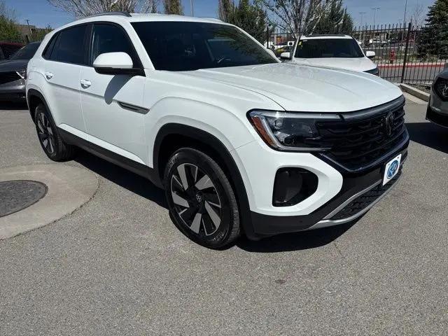 2025 Volkswagen Atlas Cross Sport 2.0T SE w/Technology