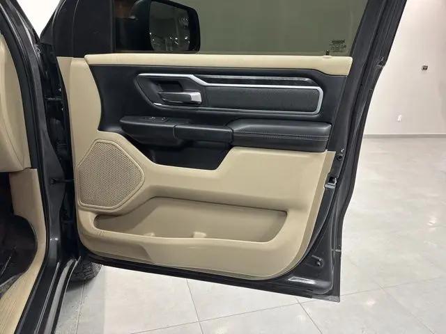 2020 Ram 1500 Big Horn Crew Cab 4x4 5'7" Box