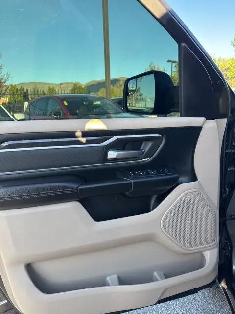 2020 Ram 1500 Big Horn Crew Cab 4x4 5'7" Box