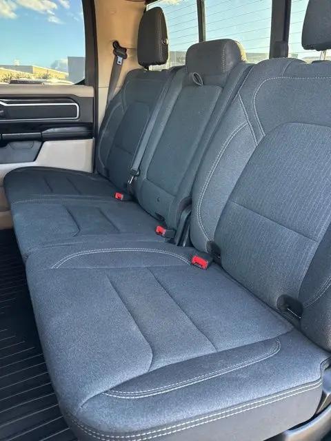 2020 Ram 1500 Big Horn Crew Cab 4x4 5'7" Box