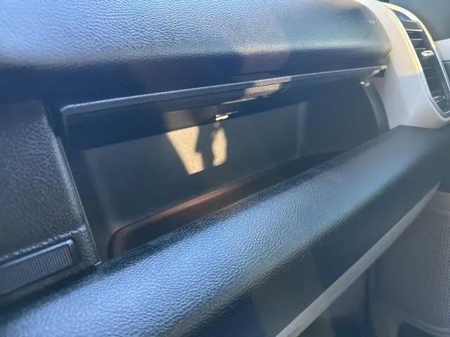 2020 Ram 1500 Big Horn Crew Cab 4x4 5'7" Box