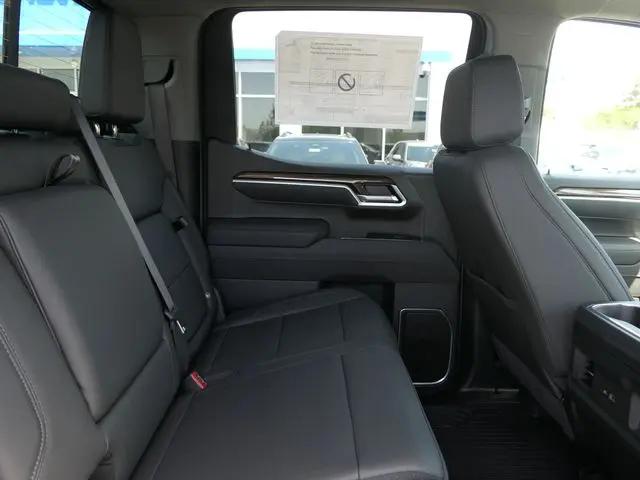 2026 Chevrolet Silverado 1500 4WD Crew Cab Short Bed RST
