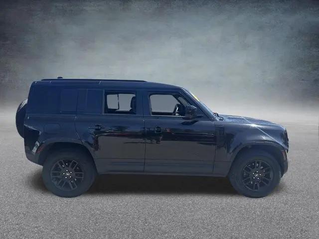 2025 Land Rover Defender 110 P300