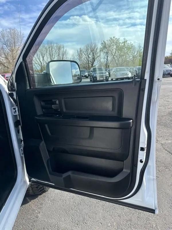 2018 Ram 1500 Tradesman Crew Cab 4x4 6'4" Box