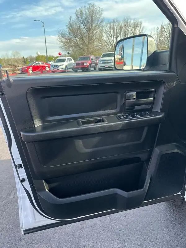 2018 Ram 1500 Tradesman Crew Cab 4x4 6'4" Box