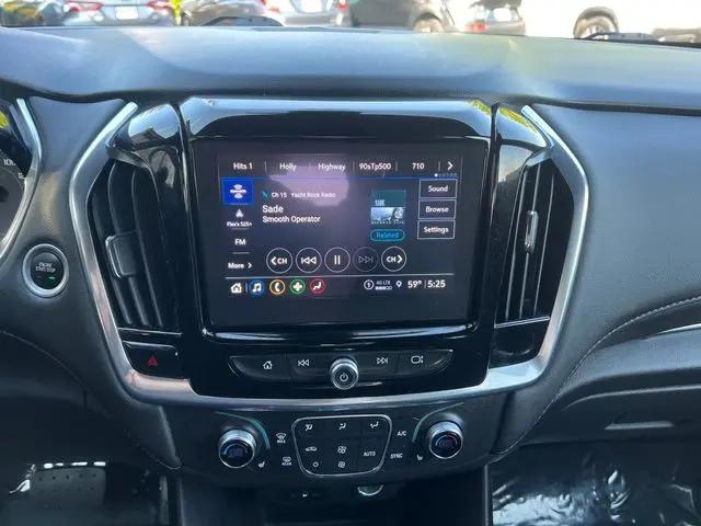 2023 Chevrolet Traverse AWD LT Cloth