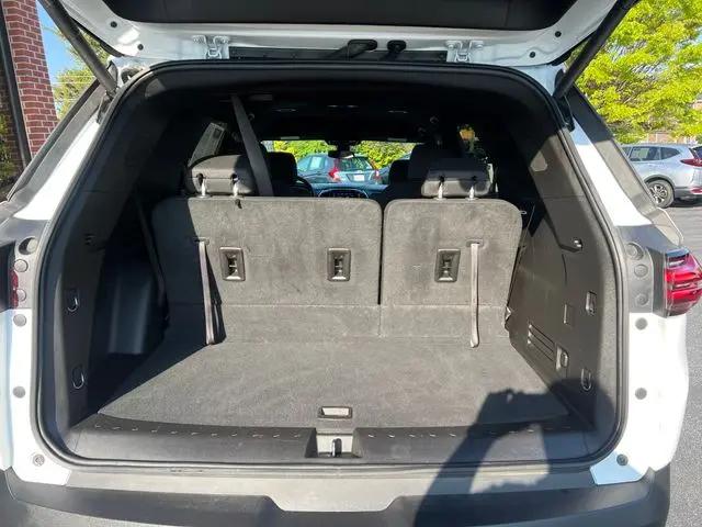 2023 Chevrolet Traverse AWD LT Cloth