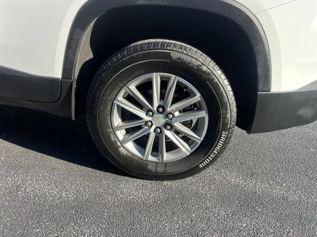 2023 Chevrolet Traverse AWD LT Cloth
