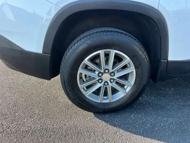 2023 Chevrolet Traverse AWD LT Cloth