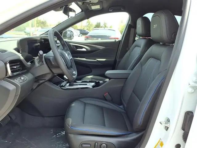2026 Buick NV Sport Touring FWD