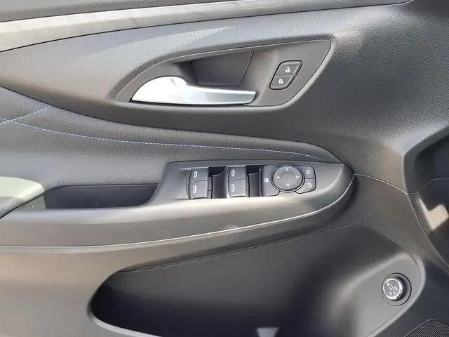 2026 Buick NV Sport Touring FWD