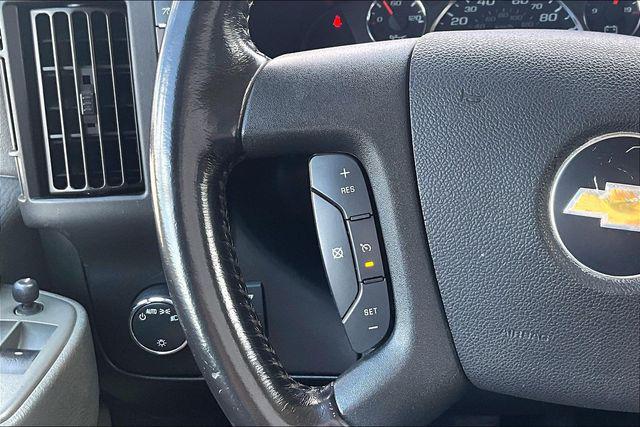 2022 Chevrolet Express Passenger RWD 3500 Extended Wheelbase LS