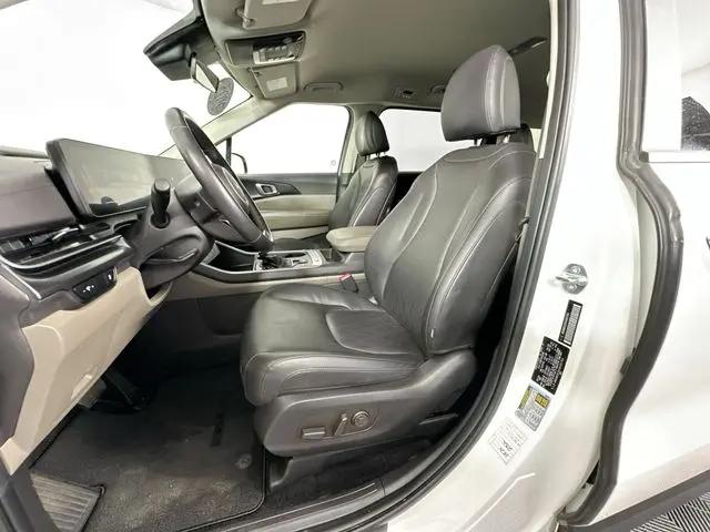 2025 Kia Carnival MPV LXS
