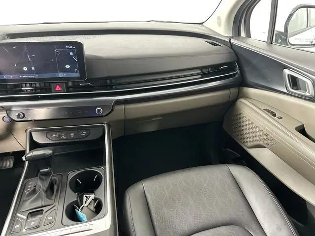 2025 Kia Carnival MPV LXS