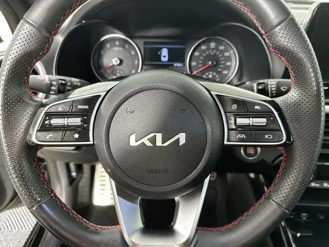 2023 Kia Forte GT Manual
