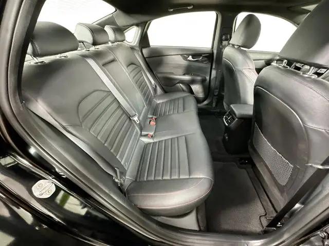 2023 Kia Forte GT Manual