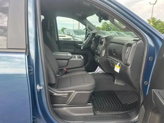 2026 Chevrolet Silverado 2500HD Crew Cab, Standard Bed, WT, 4WD