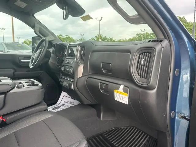 2026 Chevrolet Silverado 2500HD Crew Cab, Standard Bed, WT, 4WD