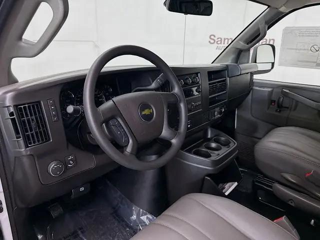 2026 Chevrolet Express Cargo Van 2500 Extended Wheelbase, WT, RWD