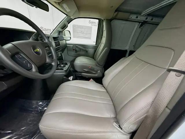 2026 Chevrolet Express Cargo Van 2500 Extended Wheelbase, WT, RWD