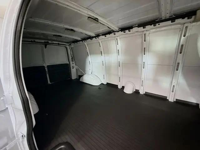 2026 Chevrolet Express Cargo Van 2500 Extended Wheelbase, WT, RWD