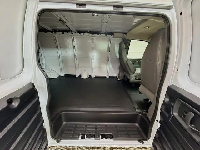 2026 Chevrolet Express Cargo Van 2500 Extended Wheelbase, WT, RWD