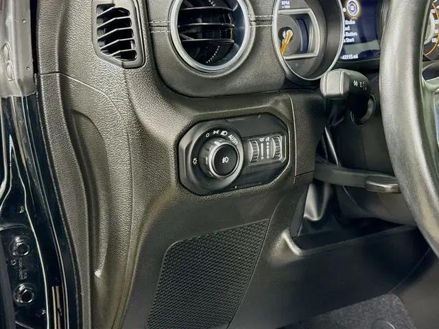 2022 Jeep Wrangler Unlimited Sahara 4x4