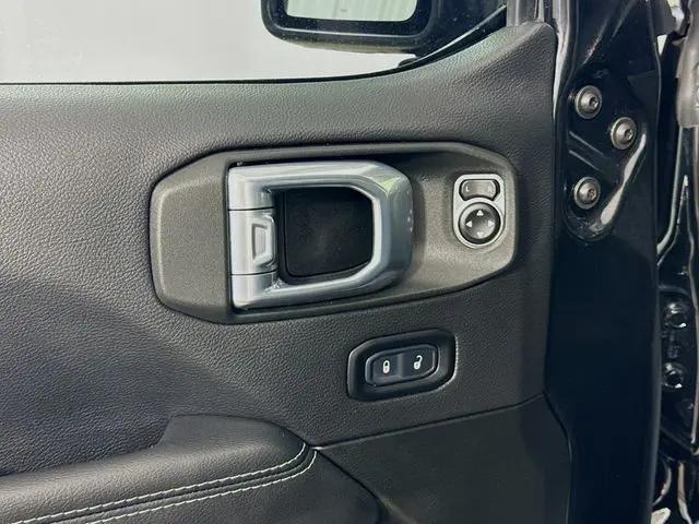 2022 Jeep Wrangler Unlimited Sahara 4x4