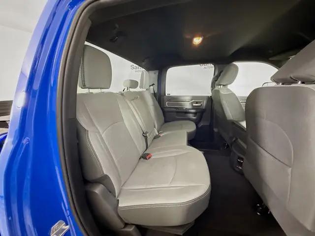 2022 Ram 3500 Big Horn Crew Cab 4x4 8' Box