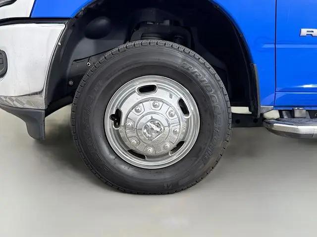 2022 Ram 3500 Big Horn Crew Cab 4x4 8' Box