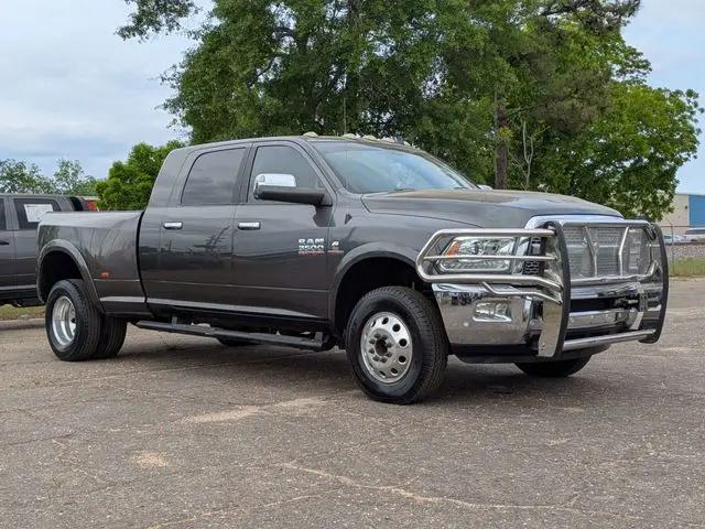 2017 Ram 3500 Laramie Mega Cab 4x4 6'4" Box