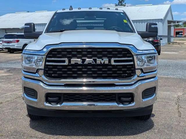 2024 Ram 3500 Tradesman/SLT/Laramie/Limited