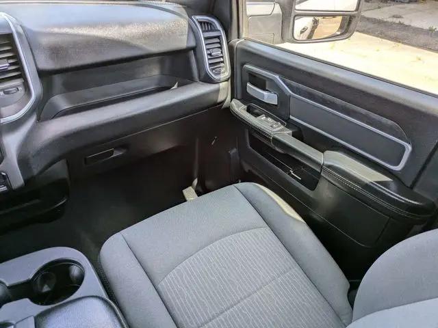 2024 Ram 3500 Tradesman/SLT/Laramie/Limited