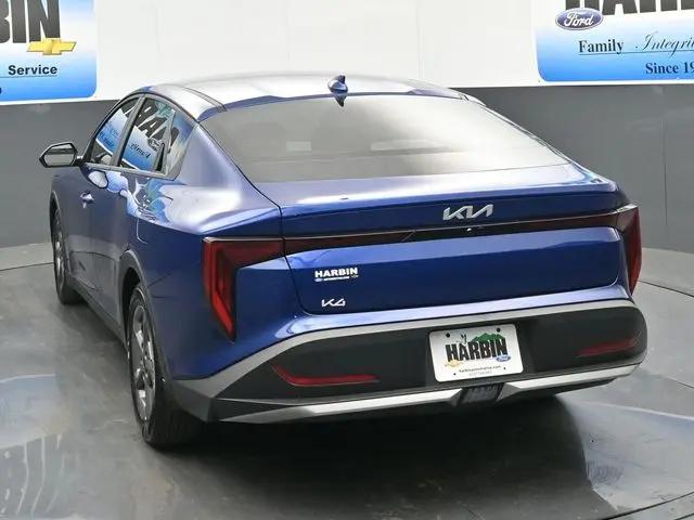 2025 Kia K4 LXS