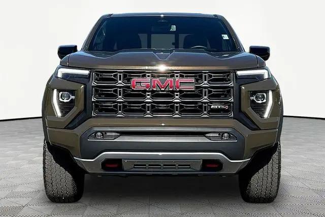 2023 GMC Canyon 4WD Crew Cab Short Box AT4
