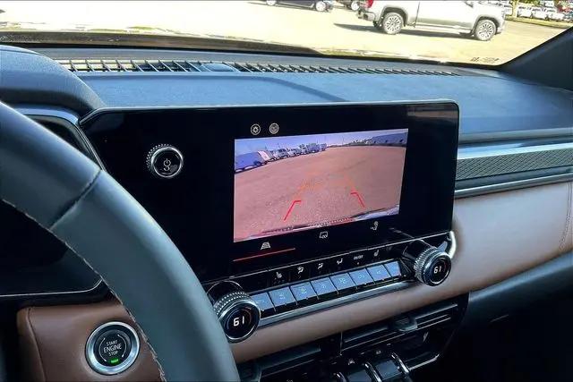 2023 GMC Canyon 4WD Crew Cab Short Box AT4
