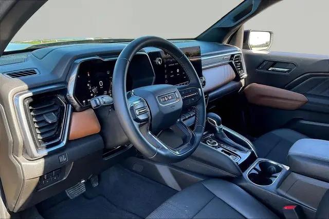 2023 GMC Canyon 4WD Crew Cab Short Box AT4