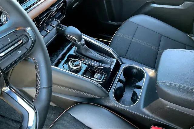 2023 GMC Canyon 4WD Crew Cab Short Box AT4