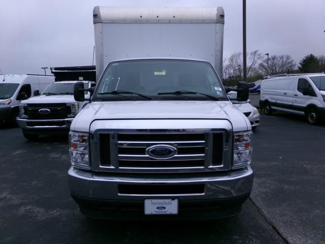 2023 Ford E-450 Cutaway Commercial Cutaway